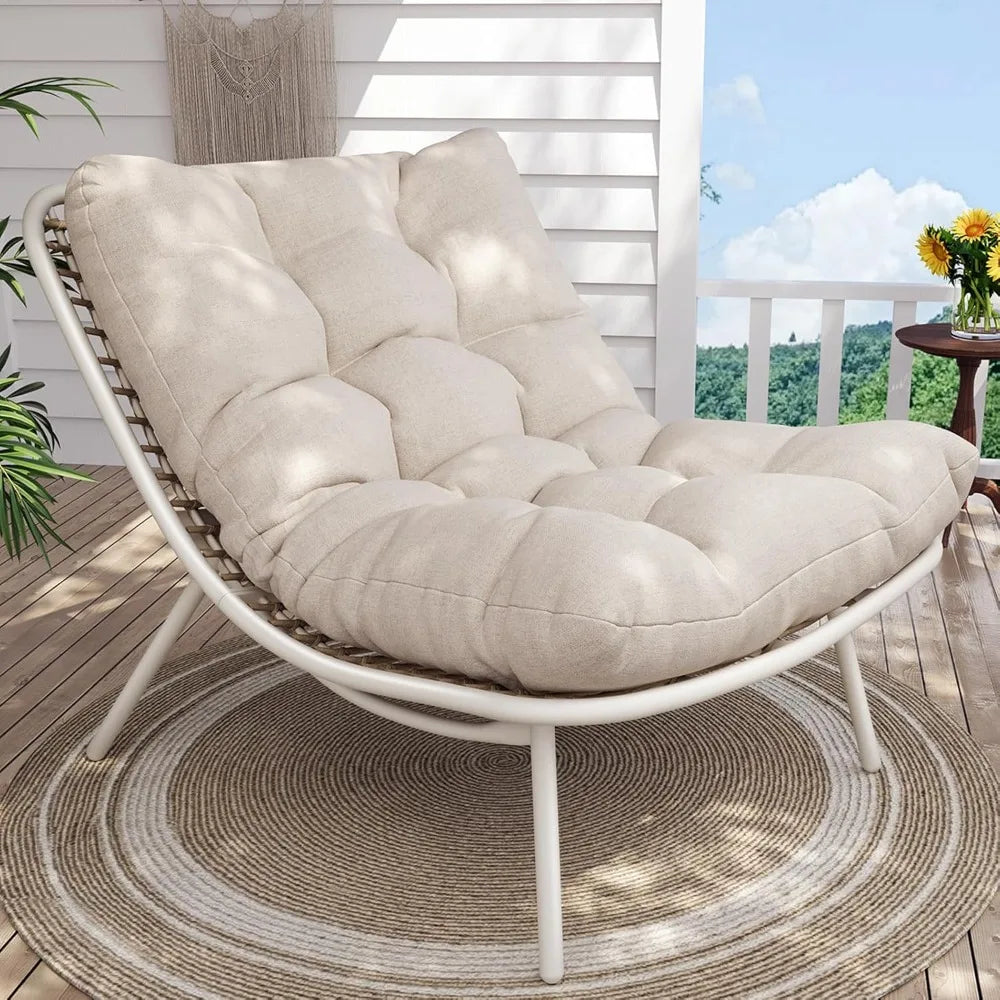 Wicker Chaise Lounge
